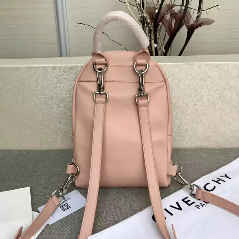 givenchy aaa qualite sac a dos  pour femme s_b0aab31